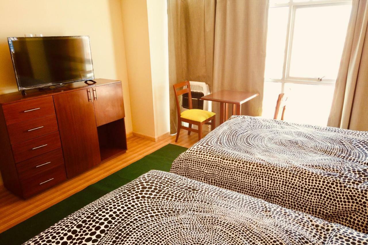 Almudena Suites Ουγιούνι Εξωτερικό φωτογραφία